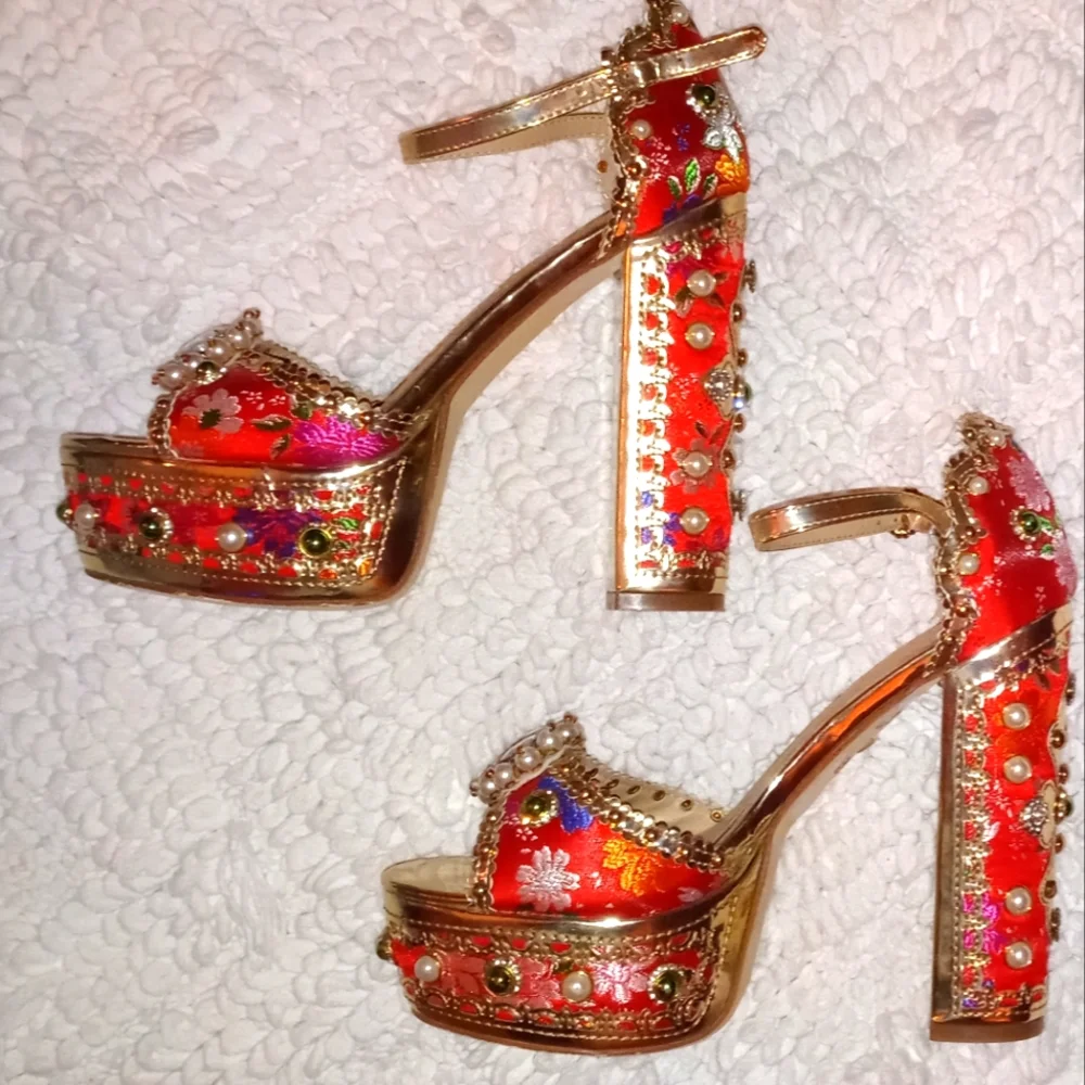 Azalea Wang Aim For The Eyes Platform Heels - Picture 2 of 9